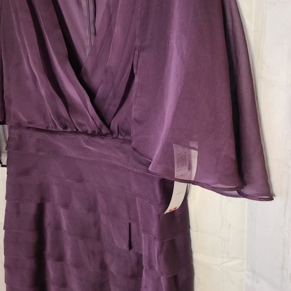 Lizzatti Capelet Cocktail Dress, Size 10 - Picture 3 of 7